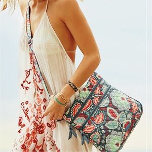 Vera Bradley Purse Triple Zip Hipster Nomadic Floral Crossbody & Matching Wallet